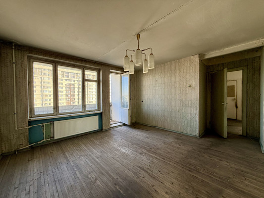 Продам трехкомнатную (3-комн.) квартиру, Солидарности пр-кт, 15Лк1, Санкт-Петербург г