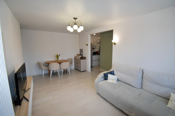 Продам трехкомнатную (3-комн.) квартиру, Надежды Сусловой ул, 11к2, Нижний Новгород г