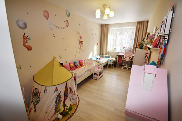 Продам трехкомнатную (3-комн.) квартиру, Надежды Сусловой ул, 11к2, Нижний Новгород г