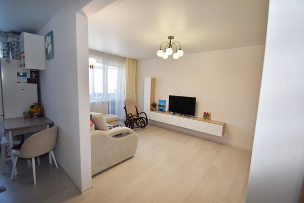 Продам трехкомнатную (3-комн.) квартиру, Надежды Сусловой ул, 11к2, Нижний Новгород г