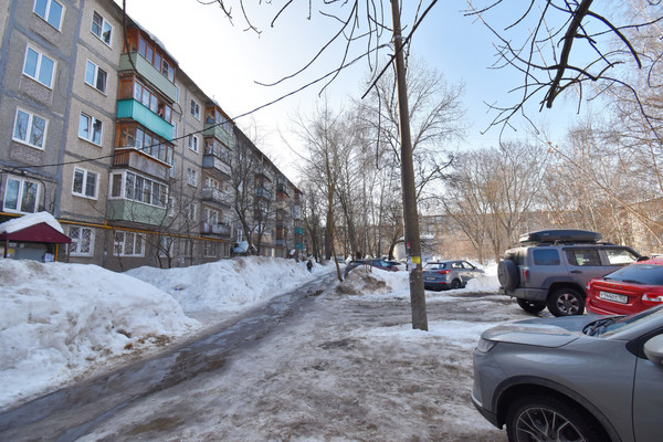 Продам трехкомнатную (3-комн.) квартиру, Надежды Сусловой ул, 11к2, Нижний Новгород г