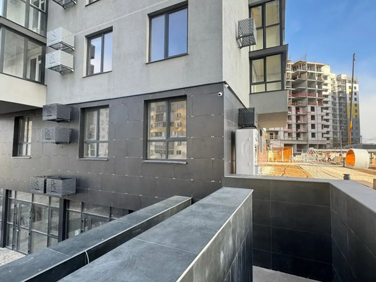 Продам двухкомнатную (2-комн.) квартиру, Парковая ул, 4, Молодежное пгт