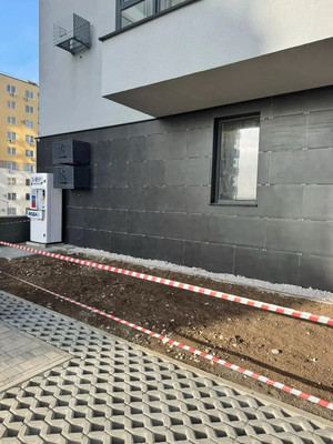 Продам двухкомнатную (2-комн.) квартиру, Парковая ул, 4, Молодежное пгт