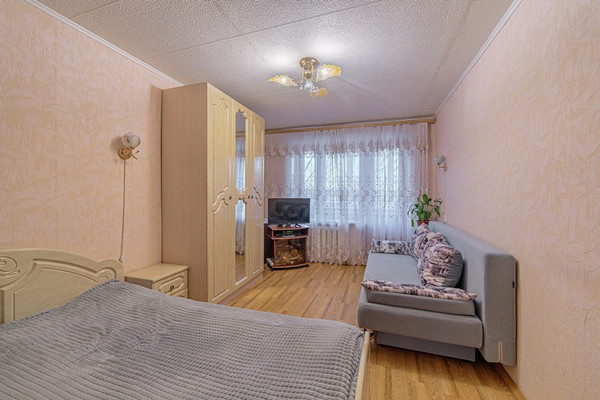 Продам двухкомнатную (2-комн.) квартиру, Пушанина ул, 12, Пенза г