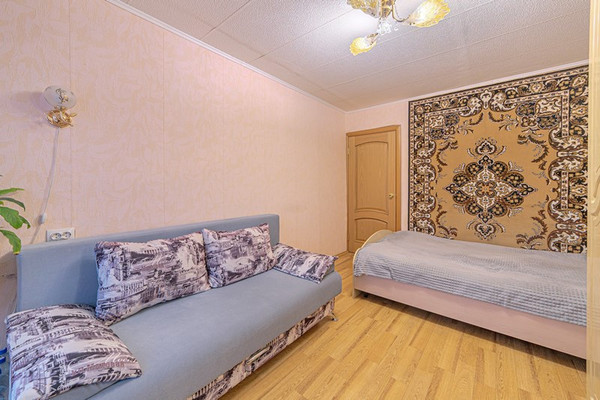 Продам двухкомнатную (2-комн.) квартиру, Пушанина ул, 12, Пенза г