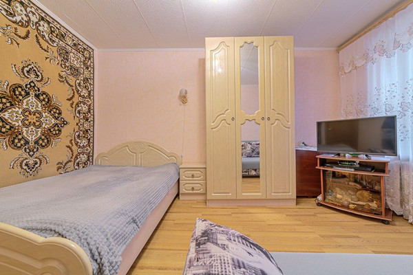 Продам двухкомнатную (2-комн.) квартиру, Пушанина ул, 12, Пенза г