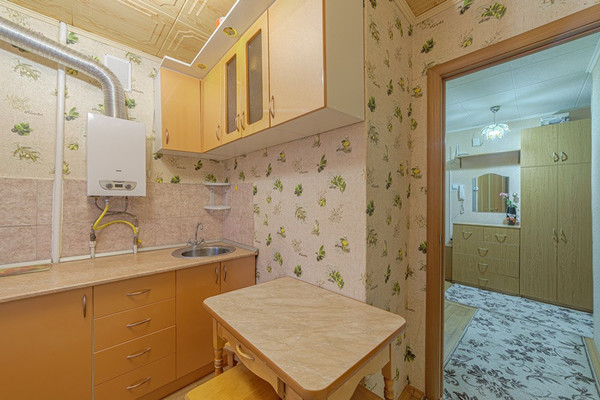 Продам двухкомнатную (2-комн.) квартиру, Пушанина ул, 12, Пенза г