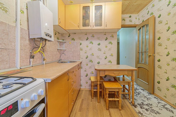 Продам двухкомнатную (2-комн.) квартиру, Пушанина ул, 12, Пенза г