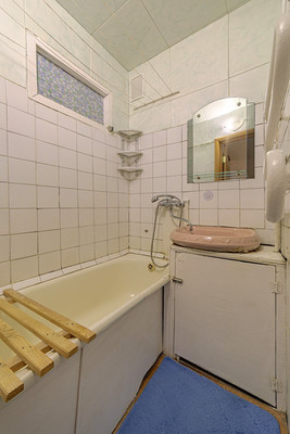 Продам двухкомнатную (2-комн.) квартиру, Пушанина ул, 12, Пенза г