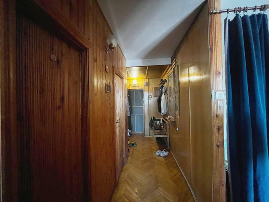 Продам однокомнатную (1-комн.) квартиру, Тургенева ул, 17, Симферополь г