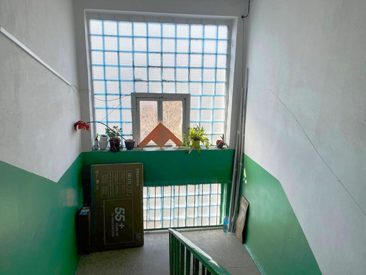 Продам однокомнатную (1-комн.) квартиру, Тургенева ул, 17, Симферополь г