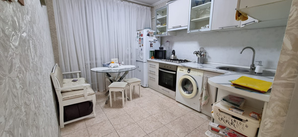 Продам однокомнатную (1-комн.) квартиру, Луначарского ул, 10, Новороссийск г