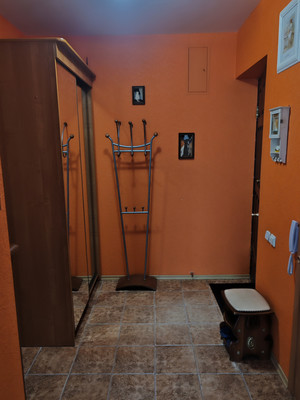 Сдам трехкомнатную (3-комн.) квартиру, Предтеченская ул, 16к5, Великий Новгород г