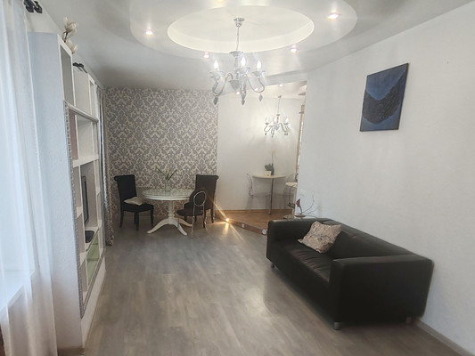 Сдам трехкомнатную (3-комн.) квартиру, Предтеченская ул, 16к5, Великий Новгород г