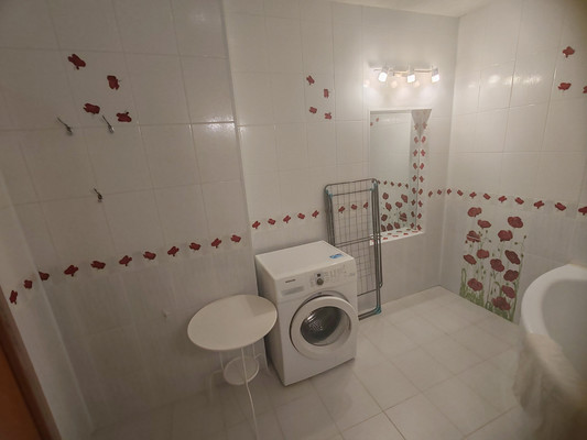 Сдам трехкомнатную (3-комн.) квартиру, Предтеченская ул, 16к5, Великий Новгород г