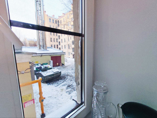 Продам трехкомнатную (3-комн.) квартиру, Рубинштейна ул, 25А, Санкт-Петербург г