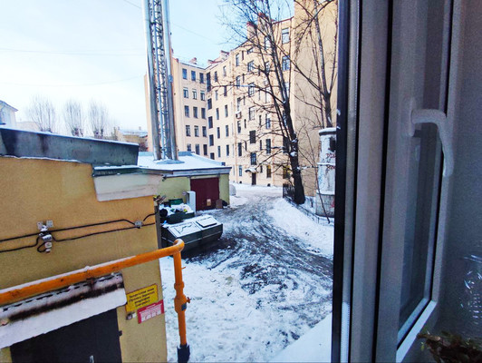 Продам трехкомнатную (3-комн.) квартиру, Рубинштейна ул, 25А, Санкт-Петербург г