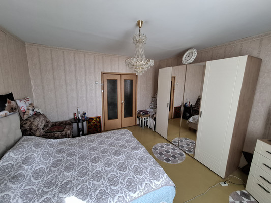 Продам двухкомнатную (2-комн.) квартиру, Солнечногорский проезд, 11, Москва г