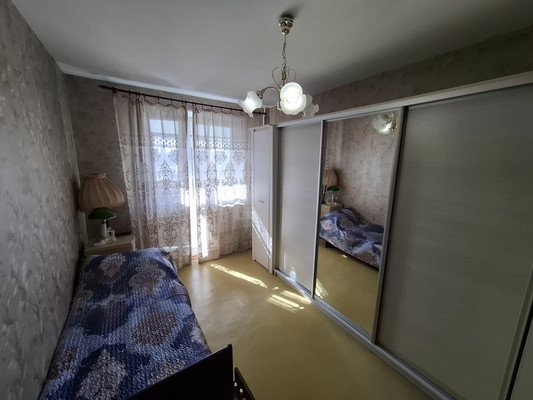 Продам двухкомнатную (2-комн.) квартиру, Солнечногорский проезд, 11, Москва г