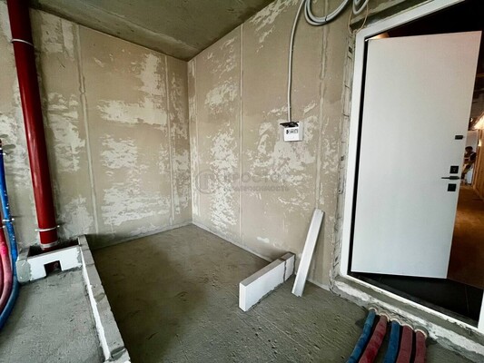 Продам двухкомнатную (2-комн.) квартиру, Летниковская ул, 11к1, Москва г