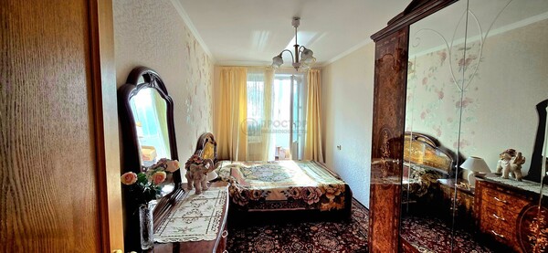 Продам трехкомнатную (3-комн.) квартиру, Вешняковская ул, 5к4, Москва г