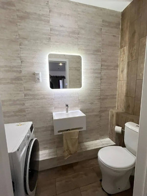 Продам двухкомнатную (2-комн.) квартиру, Бородинская ул, 152, Краснодар г