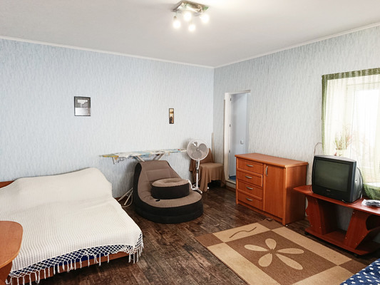 Продам однокомнатную (1-комн.) квартиру, Калинина пер, 7, Алупка г