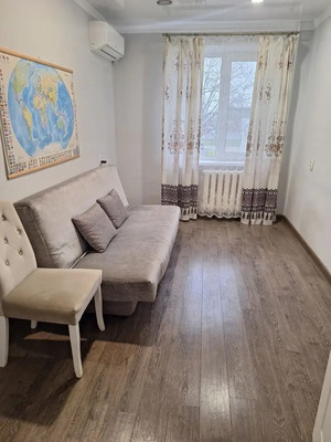 Сдам трехкомнатную (3-комн.) квартиру, Тургенева ул, 114, Армавир г