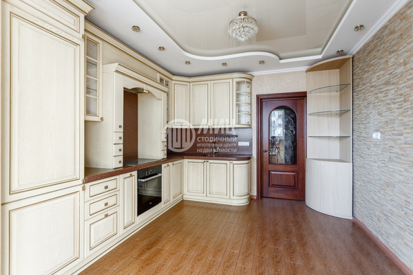 Продам трехкомнатную (3-комн.) квартиру, Угрешская ул, 30, Дзержинский г