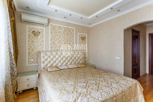 Продам трехкомнатную (3-комн.) квартиру, Угрешская ул, 30, Дзержинский г