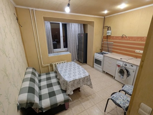 Продам однокомнатную (1-комн.) квартиру, Орбитальная ул, 82к1, Ростов-на-Дону г