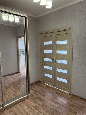 Продам однокомнатную (1-комн.) квартиру, Шукшина ул, 19, Воронеж г