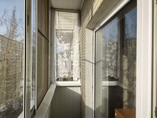 Продам трехкомнатную (3-комн.) квартиру, Спортивная ул, 3, Дубовая Роща п