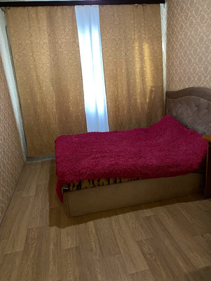 Продам однокомнатную (1-комн.) квартиру, Маршала Казакова ул, 70к1, Санкт-Петербург г