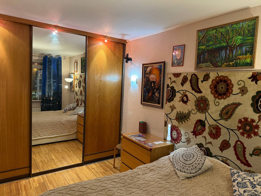 Продам двухкомнатную (2-комн.) квартиру, Скульптора Мухиной ул, 6к1, Москва г