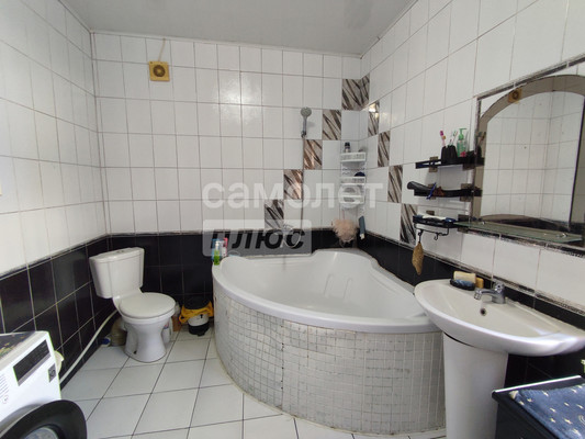 Продам дом, Краснодарская ул, 240, Славянск-на-Кубани г, 0 км от города