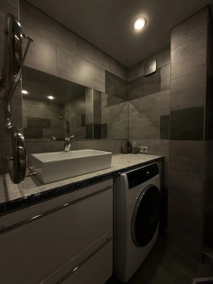 Продам трехкомнатную (3-комн.) квартиру, Большая Московская ул, 110/2, Великий Новгород г