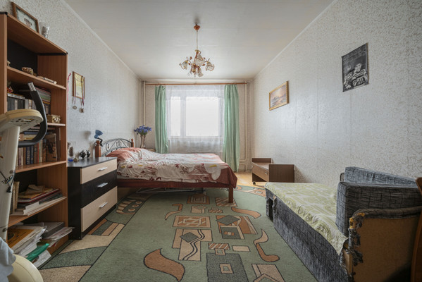 Продам многокомнатную квартиру, Маршала Кожедуба ул, 14, Москва г