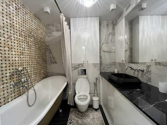 Продам однокомнатную (1-комн.) квартиру, Волжская наб, 25, Нижний Новгород г