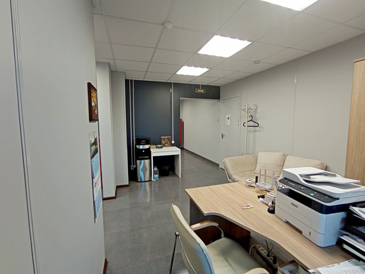 Продам коммерческое помещение 165 м2, Екатерининский пр-кт, 2, Санкт-Петербург г