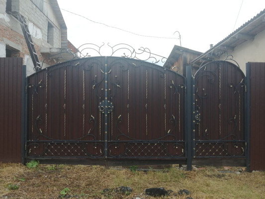 Продам дом, Толбухина ул, 82, Ишим г, 0 км от города