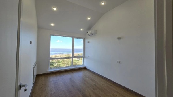 Продам таунхаус, Кубанская ул, 2кв, Витязево с, 0 км от города