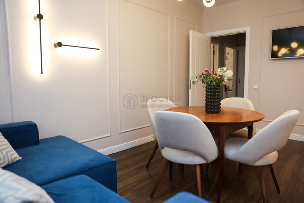 Продам двухкомнатную (2-комн.) квартиру, 1905 года ул, 1, Москва г