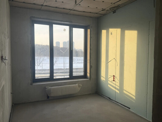 Продам двухкомнатную (2-комн.) квартиру, 800-летия Москвы ул, 39к1, Москва г