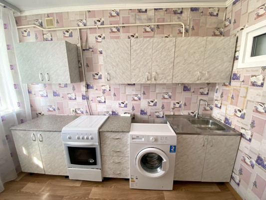 Продам двухкомнатную (2-комн.) квартиру, Красная ул, 13, Юбилейный п