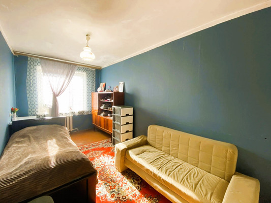 Продам трехкомнатную (3-комн.) квартиру, 21, им. Тельмана п