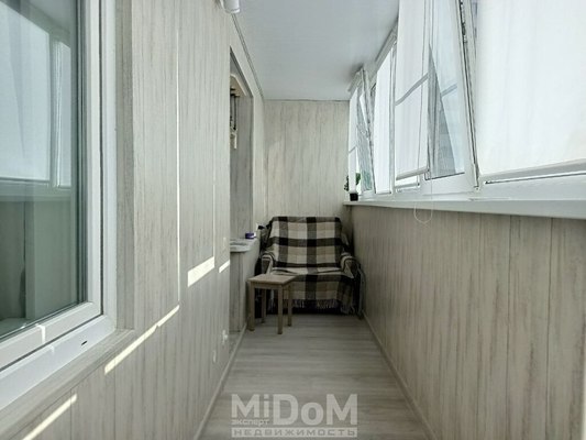 Сдам однокомнатную (1-комн.) квартиру, Ленинградская ул, 1к2 стр 1, Парголово п