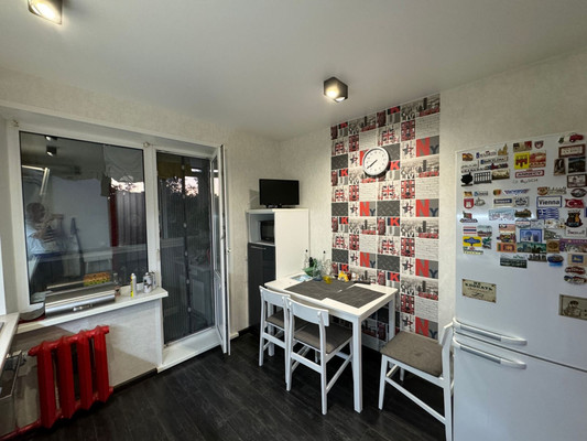 Продам двухкомнатную (2-комн.) квартиру, Московская (Львовский мкр.) ул, 1Б, Подольск г