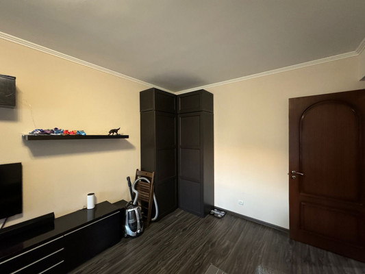 Продам двухкомнатную (2-комн.) квартиру, Московская (Львовский мкр.) ул, 1Б, Подольск г