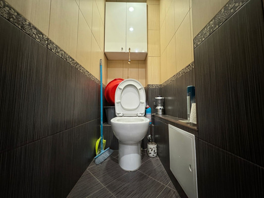 Продам двухкомнатную (2-комн.) квартиру, Московская (Львовский мкр.) ул, 1Б, Подольск г